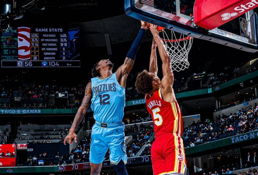 9游官网入口-转折点巴黎圣日耳曼强势反弹，NBA季后赛窗口期攻防权衡，悬念犹存，年轻球员得到机会的简单介绍